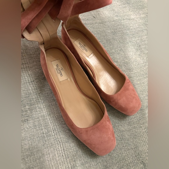 Valentino Shoes - Valentino Dusty Pink Suede Ballet Flats 37.5